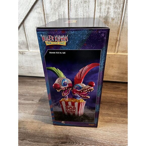Killer Klowns From Outer Space Popcorn Babies Light Up Statue Spirit Halloween - Picture 4 of 4